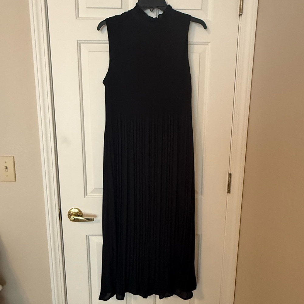 Chico’s Elegant Black Sleeveless Dress